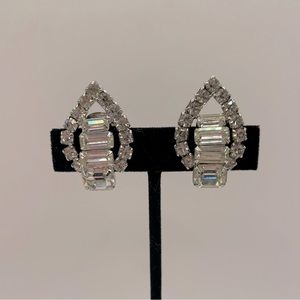 VINTAGE Crystal Leaf Clip-On Earrings